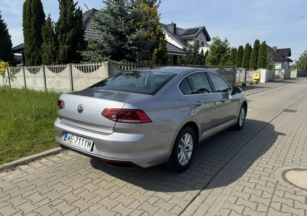 Volkswagen Passat cena 74700 przebieg: 117300, rok produkcji 2020 z Wodzisław Śląski małe 704